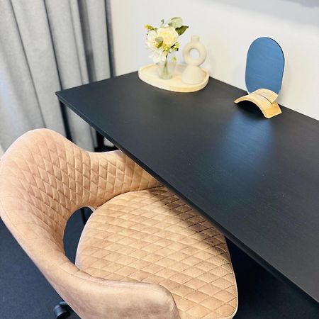 Elbapartment 29 Qm Mit Eigenem Badezimmer هامبورغ المظهر الخارجي الصورة